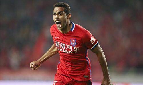 百家乐规则-卡尔德克抵深待官宣 阿奇姆彭瓦卡索加盟前景乐观