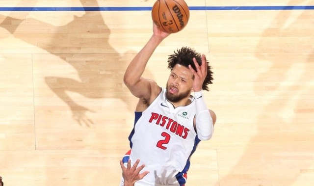 百家乐-东部第一轰然倒地！坎宁安30+8+8难救主，奇才掀翻活塞欢迎浓眉哥|安东尼·戴维斯|安东尼-戴维斯|菲尼克斯太阳队|布鲁克林篮网队|凯德-坎宁安_新浪体育_新浪新闻